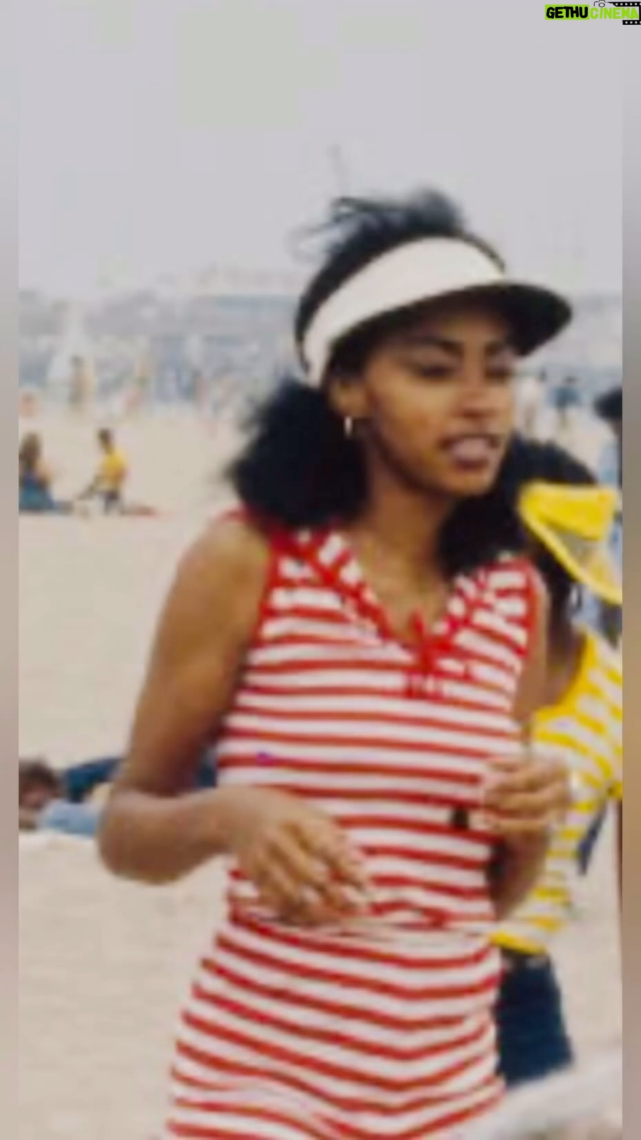 Jody Watley - 3 Likes - Wow! 😮 lol - always in gratitude to Don Cornelius for creating such an everlasting iconic tv show and opportunities-decades of support. I do however remember not wanting to go to this photo shoot 😫 wasn’t friends was the majority and dreaded having to pretend.. very shy believe it or not -but ended up making best of it and a good time. Reposting @jodywatleydaily She is truly an everlasting presence Ms. Watley @jodywatley way back in her teenage days. These photos was Ms. Watley @jodywatley back in her teenage days has always been *Her. These photos was in Right On! Magazine featured by then editor Cynthia Horner in 1975 spotlighting Soul Train dancers at Venice Beach, Santa Monica California Right On! Magazine ,1975 spotlighting Soul Train dancers at Venice Beach, Santa Monica, California
#jodywatley #soultrain #soultraindancers #doncornelius #soultrainawards #soultraineveryday #oldschool #rightonmagazine #grammywinner #singersongwriter #producer #styleicon #walkoffame #jodywatleydaily :: No copyright infringement intended : Fair use non commercial