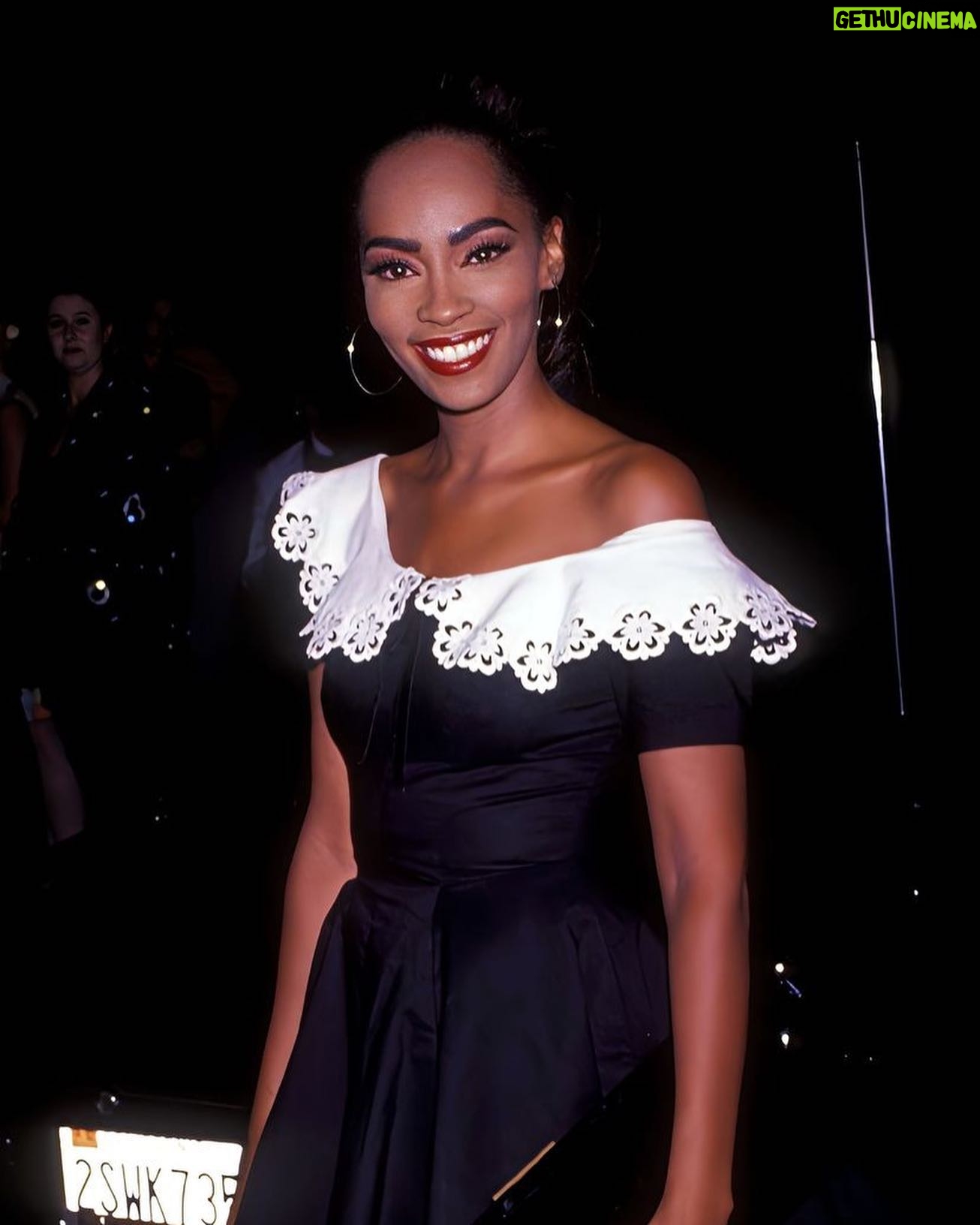 Jody Watley Instagram - π₯π₯π₯π₯πΈ Loved this vintage dress and this was a fabulous birthday party for legendary photographer Herb Ritts who had photographed me for GAP celebrity ad campaign at the time. This page has the best range of archive photos β‘οΈ Reposting from @flyandfamousblackgirls β’ Jody Watley & Beverly Johnson photographed by Ron Galellas at Birthday Party of Herb Ritts at Converted Warehouse in Culver City, California (August 1991). Swipe left. #jodywatley (I posted a solo post for Iman at this same birthday party.)