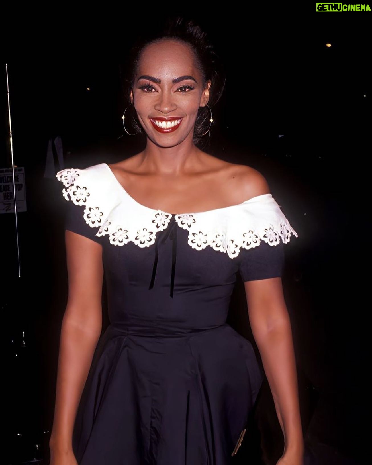 Jody Watley Instagram – 🔥🔥🔥🔥📸 Loved this vintage dress and this was a