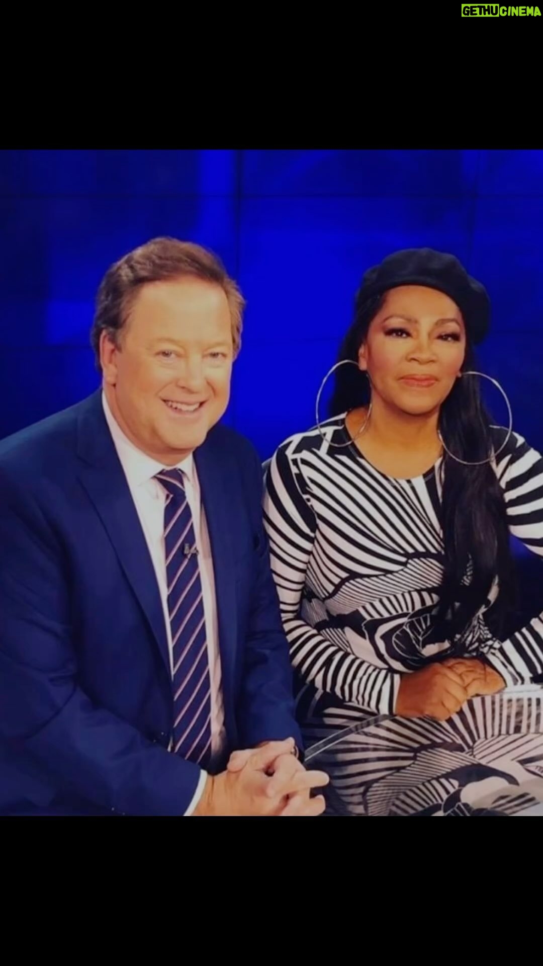 Jody Watley - 3 Likes - So sad to hear the news of sudden passing of Sam Rubin @ktla_entertainment @ktla5news KTLA 5 LA’s longtime morning Entertainment host. If you live in LA and watched local morning TV you know Sam. Through the decades Sam has always been so supportive, funny and kind, such a beacon of light and positivity. Here’s a snippet from one of my favorite appearances on the broadcast circa 2018. When I was on in 2023 he was on vacation fulfilling a goal to scale Mount Everest, Sam shared his amazing experience. My condolences to his family, friends and colleagues. Rest Peacefully Sam Rubin 😔🙏🏽🕊️ Dress by Stevie Edwards ❤️🕊️
#ktla5 #samrubin