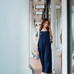 Joey Leong Instagram - strolling in town in my baggy denim jumpsuit ♡ the weather wasn’t the best but my companions were! guess where’s this?