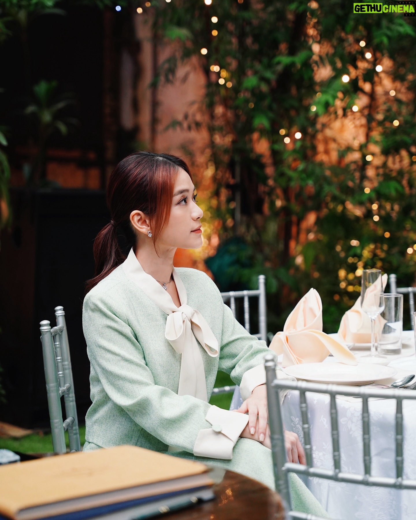 Joey Leong Instagram - how my daily life looks like the past month 🎥 it’s been a roller coaster of emotions — but collaborating with veteran actors has infused each day with excitement and learning opportunities, adding so much new sparks and fun along the way ♡ can’t wait to tell you more about Clara, the middle child in the family with limited affection and attention #Clara李靖慧 #名门 #AstroOriginals