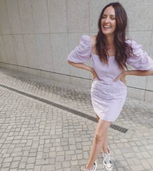 Johanna Klum Instagram - Birthday Girl 💜
Ab wann muss man sich eigentlich Kleider in ner 'anständigen' Länge kaufen??
Ich plane so ungefähr nie 😜 
Passt, oder?! 
#mybirthdayandicandowhatiwantto