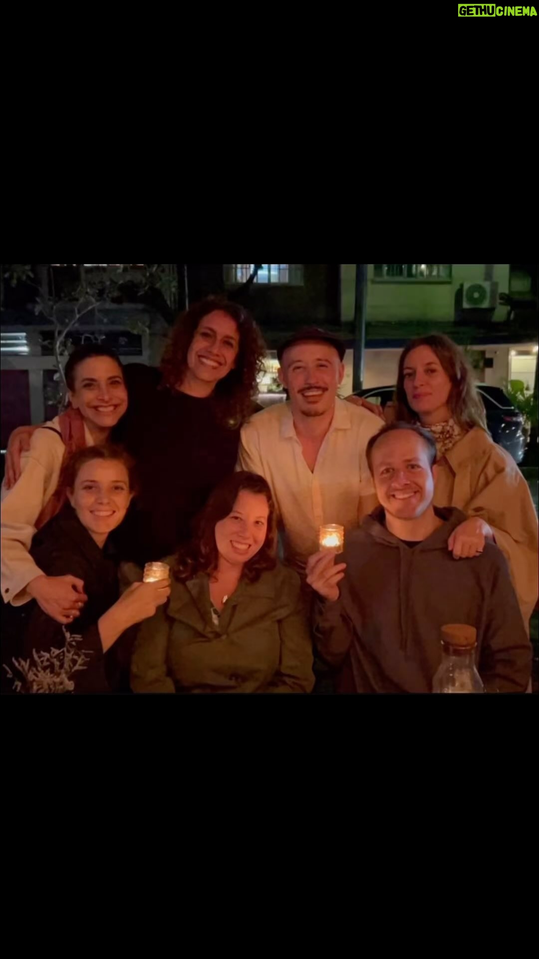 Johanna Murillo - 3.4K Likes - Abrazo profundo a las tantĆsimas personas que queremos y admiramos a la sensacional Vero Toussaint. Lo que reĆmos, neteamos y gozamos, nada nos lo quita. š