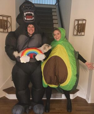 Johanna Braddy Instagram - 🦍 🥑 🌈=🎃
.
.
.
.
.
.
.
.
#halloween #family