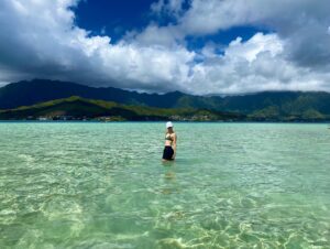 Johanna Braddy Instagram - Sand…Bar!!! 🌺🏝
.
.
.
.
.
#hawaii #oahu #beach #kayak #travel