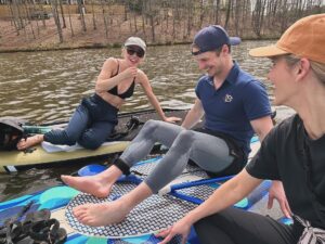 Johanna Braddy Instagram - Taking on the high seas (okay, lake) with @jenniferlholland and instagram-less Freddie 😉
🚣‍♂️🚣🚣‍♀️