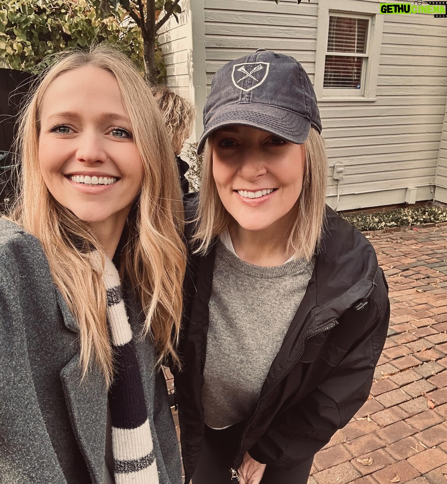 Johanna Braddy Instagram - Friend filled week 👯♀️👯♂️ . . . . . #thanksgiving #holiday #friends