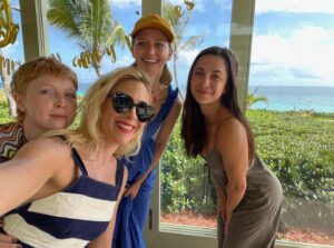 Johanna Braddy Instagram - Epic day celebrating the incredible @jenniferlholland !! 🏝🛥🐠
.
.
.
.
.
.
#bachelorette #bacheloretteparty #carribean #beachday
