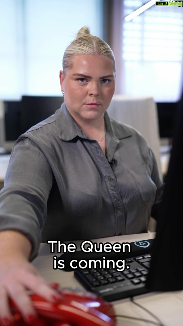Johanna Nordström Instagram - I betalt samarbete med @santamariasverige – det är inte officiellt fredag förrän the queen has arrived!!