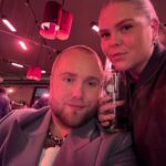 Johanna Nordström Instagram – glada nyheter!! nytt poddavsnitt ute nu! edvin har grävt fram info om mig från konfirmationstiden!! jag har blivit besatt av en demon!! kvarg o fun light!! o d nya viruset!! finns överallt att lyssna på

pösss