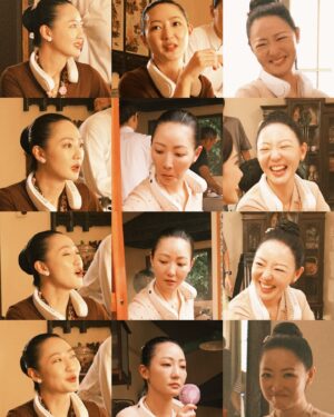 Jojo Goh Instagram - 不要怀疑依然是气质满满的存在。

#lifeonset
#美照很多但这波表情我自己没忍住
#看灯光就知道这是一部很唯美的电视剧
#希望观众不要被迷因图误导
#我们是很认真的制作
#超级愉快的剧组
#才能这样轻松
#冕冕很会拍

@mediacorp.re.dian 
#小娘惹之翡翠山
#EmeraldHill
#MediacorpEmeraldHill 

📸 @elaineang