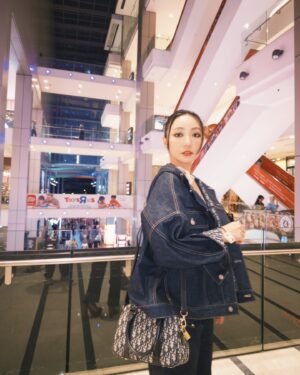 Jojo Goh Instagram - Uh hum.