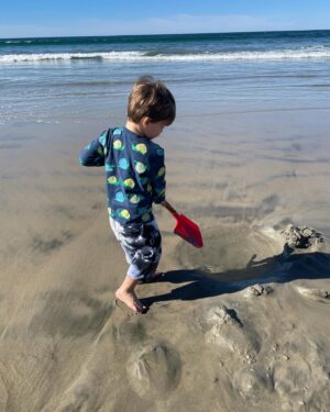 Jolie Jenkins Instagram - Blue Friday! 💙 Free fresh air and two-for-one sun! 🌊 ☀️ #thankful