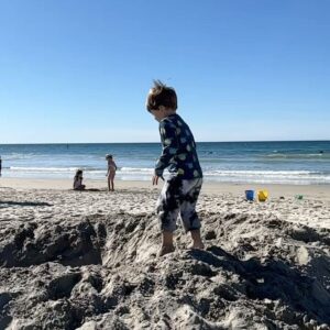 Jolie Jenkins Instagram - Blue Friday! 💙 Free fresh air and two-for-one sun! 🌊 ☀️ #thankful