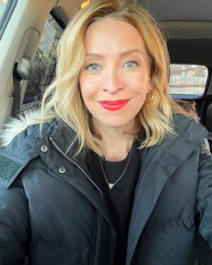 Jolie Jenkins Instagram - Felt cute until kids told me I look like a clown. Now I feel super cute. 🤡