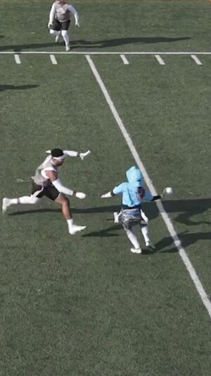 Jona Xiao Instagram - When you just want a guy to take you out, but he takes it too literally. 

…So you score with a woman instead. 🙌

❓What do you think I was thinking when I got up and walked away from him during this non-contact co-ed game?