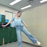 Jonishi Rei Instagram - ⠀ ⠀ このトップス2700円なの👗♪ ⠀ ⠀ ⠀ ⠀ #れーチャンしふく #dailylook #ootd #code #outfit #低身長コーデ #154cm #プチプラ #clear #パンツ #Rinnu #ポニーテール #ヘアアレンジ #夏