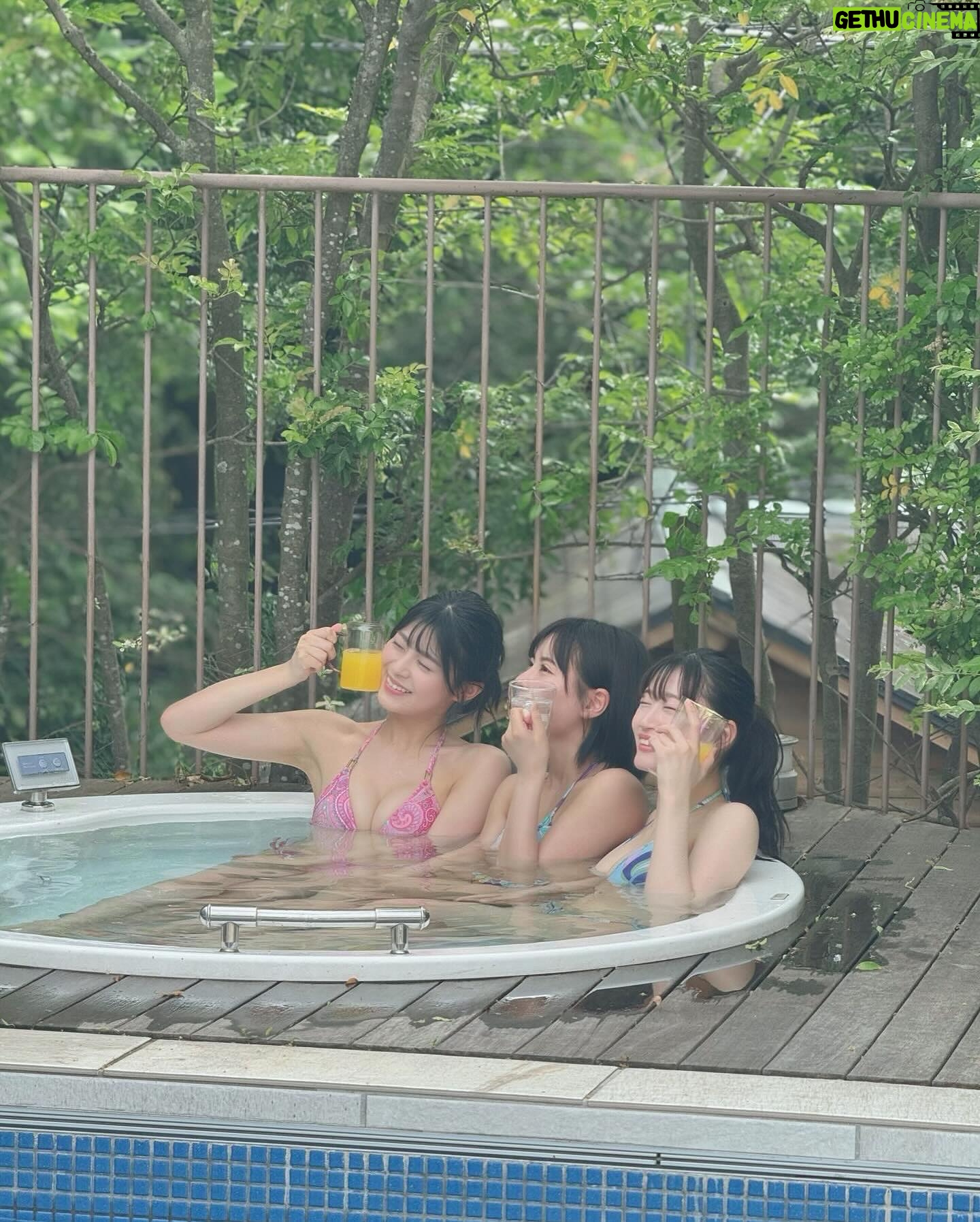 Jonishi Rei Instagram - ⠀ 女子会👙🎀 ⠀ #週刊SPA!さん #オフショット @nyan_0716 ちゃん #板垣心和 ちゃん ⠀ ⠀ ⠀ ⠀ ⠀ #グラビア #gravure #水着