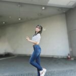 Jonishi Rei Instagram - ⠀ 珍しい感じの #れーチャンしふく 👗 ⠀ ⠀ ⠀ ⠀ ⠀ #dailylook #ootd #code #outfit #低身長コーデ #154cm #春服 #春 #春服コーデ #スキニー #ハーフツイン