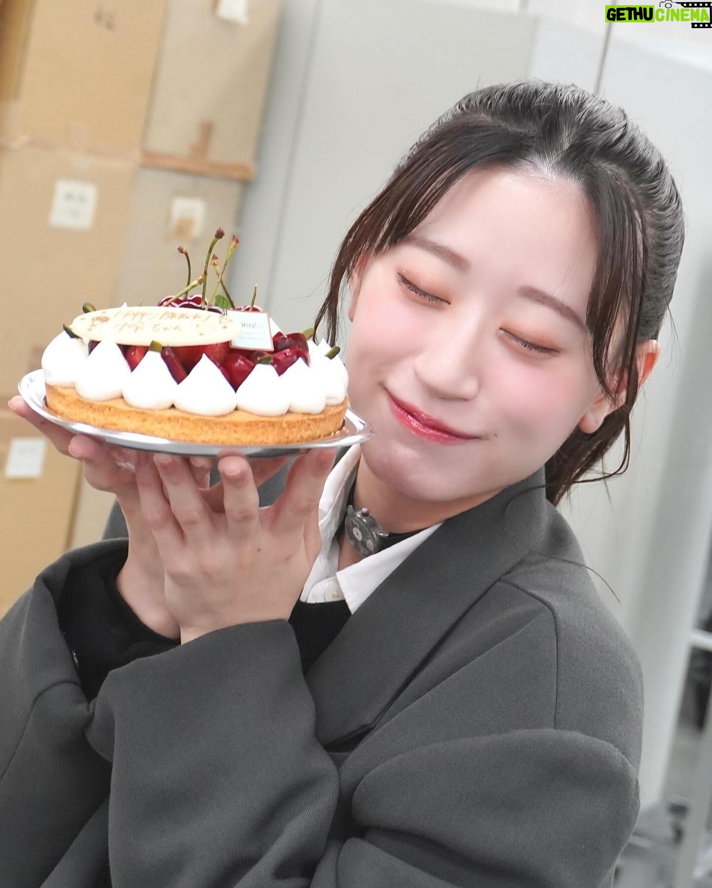 Jonishi Rei Instagram - ⠀ 本日5月28日に23歳になりました🌟 ⠀ ⠀ お仕事でたくさんの方にお祝いしていただき サプライズもたくさんで とっても幸せなお誕生日になりました🥺 ありがとうございました! ⠀ ⠀ そして、SNSなどでもたくさんのお祝いメッセージ ありがとうございます🥲🩵 幸せな気持ちでいっぱいです! ⠀ ⠀ ⠀ 23歳も皆さんと一緒に 笑顔いっぱいの一年にできたら嬉しいなと思います☺️ 23歳の上西怜もよろしくお願いします🐰♡