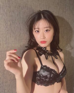 Jonishi Rei Instagram - ⭐️本日発売⭐️
上西怜スタイルブック（グラビア編）
【#Coquettish 色っぽい女の子】
⠀
いろんなれーちゃんがこの一冊にギュッと詰まっています🌼　
⠀
鎖骨、くびれ、腹筋、、
⠀
私のやりたいこと、こだわりが全部入っていて、自信を持って皆さんにお届けできる一冊です⭐️
皆さんの好きな私も、、全部見つけれーちゃんしてドキドキいただけたら嬉しいです♪
⠀
⠀
皆さんのお気に入りれーちゃん教えてください〜♪

インタビューも盛り沢山です‼︎
⠀
 
⠀
⠀
そして、今日は12時〜
▫️TSUTAYA EBISUBASHIさんで
お渡し会です🤲🩵

当日券もありますので
お近くに来た際はぜひ、会いに来ていただけると嬉しいです🥰🩷
⠀
⠀
⠀
⠀
#上西怜 #スタイルブック #グラビア #gravure #オフショット #コケティッシュ #色っぽい女の子

⭐️スタイルブック（ファッション編）【petite fille】発売中