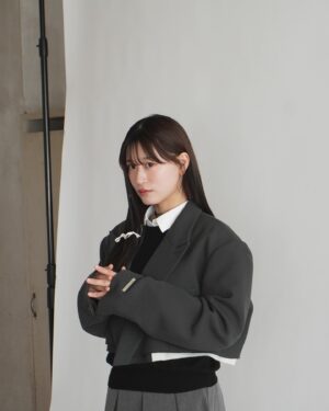 Jonishi Rei Instagram - ⠀
もうすぐ22歳終わるらしい。

#これが愛なのか？ #オフショット