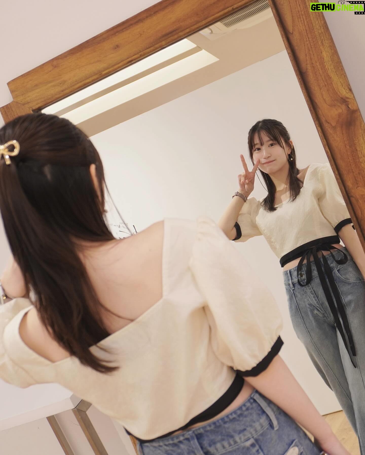 Jonishi Rei Instagram - ⠀ 明日25日まで開催している 花梨ちゃんプロデュースアパレルブランド 【#RINNU】のPOP UPへ行ってきました👗🌹 ⠀ ⠀ 悩みまくって試着もしてさらに悩んで大量にGETしました!笑 ⠀ ⠀ 低身長でもスタイル良く着れるお洋服と デザインもめちゃかわでした🥺 皆さんもたくさん悩んで可愛いお洋服ゲットしてくださいね〜🌟 ⠀ ⠀ ⠀ ⠀ ⠀
