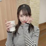 Jonishi Rei Instagram - ⠀ 今日は寒かったので ホットを買ってしまいました☕️ 寒がりにはまだまだ長袖じゃないとキツそうです☃️ ⠀ ⠀ ⠀ ⠀ ⠀ #れーチャンしふく #dailylook #ootd #code #outfit #低身長コーデ #154cm #モノトーンコーデ #ハーフアップ #お姉さん 👩🏻？