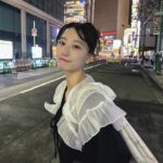Jonishi Rei Instagram - エリマキトカゲ ⠀ ⠀ ⠀ ⠀ ⠀ ⠀ 春服着るの楽しみにしてた 大きい襟とリボンが可愛い〜🌷🌷🌷 ⠀ #れーチャンしふく #dailylook #ootd #code #outfit #低身長コーデ #154cm #お団子 #ヘアアレンジ #春服 #春