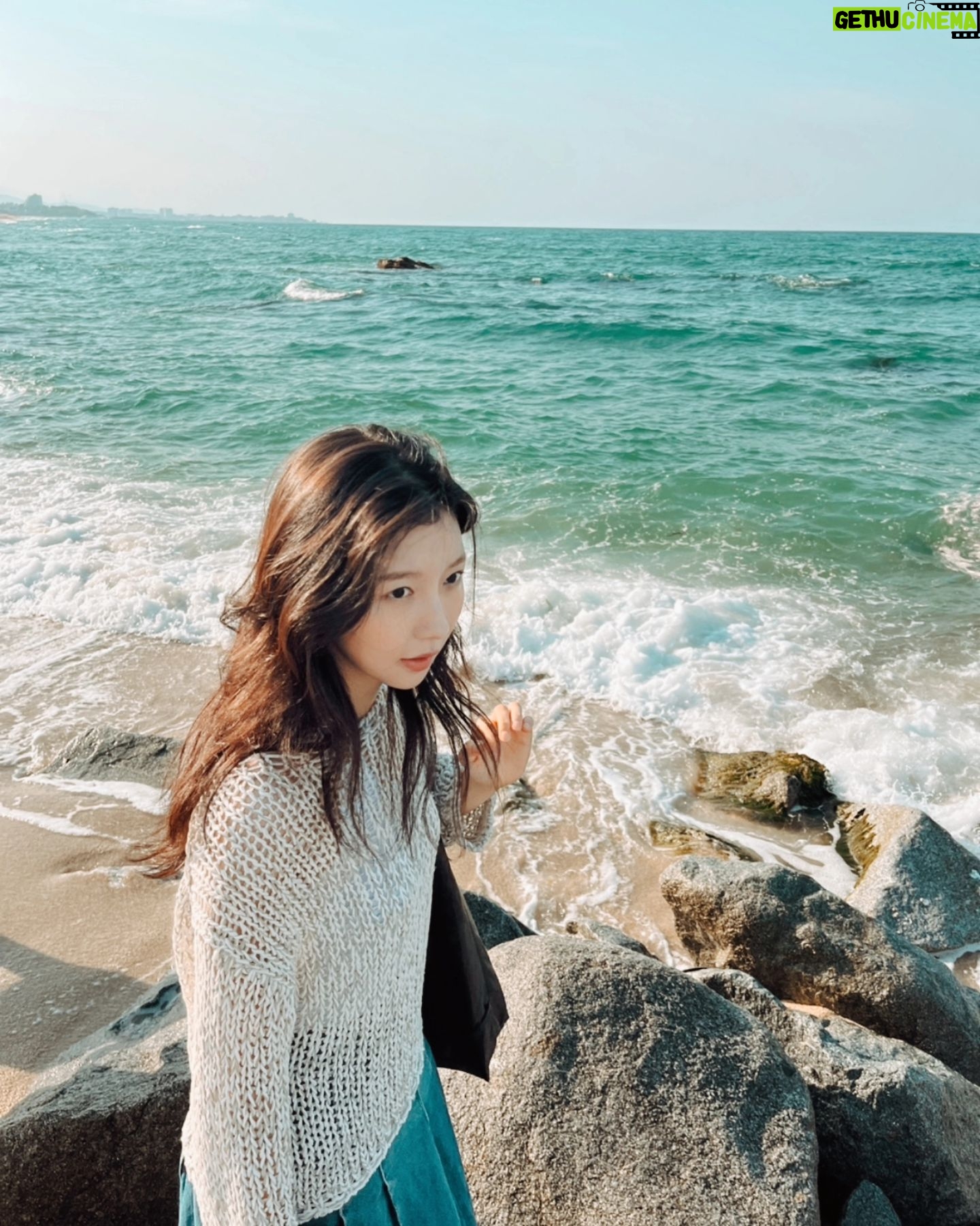 Joo Hyun-young - 19.6K Likes - 지나간 날들이 그립고 보고싶고!
추억이 많은 사천진