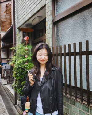 Joo Hyun-young Instagram - 아름답고 멋지고 다하는 선생님들과 행복했던 촬영 끝! 이제 자유시간 🖤