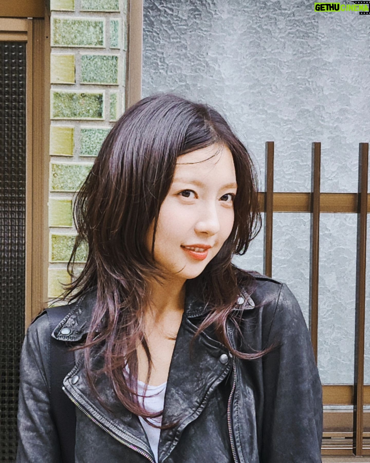 Joo Hyun-young - 18.2K Likes - 아름답고 멋지고 다하는 선생님들과 행복했던 촬영 끝! 이제 자유시간 🖤