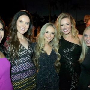 Jordan Rachel Instagram - Kicked off West Palm the right way 🇺🇸🥂 so happy to be back with my people!!!!