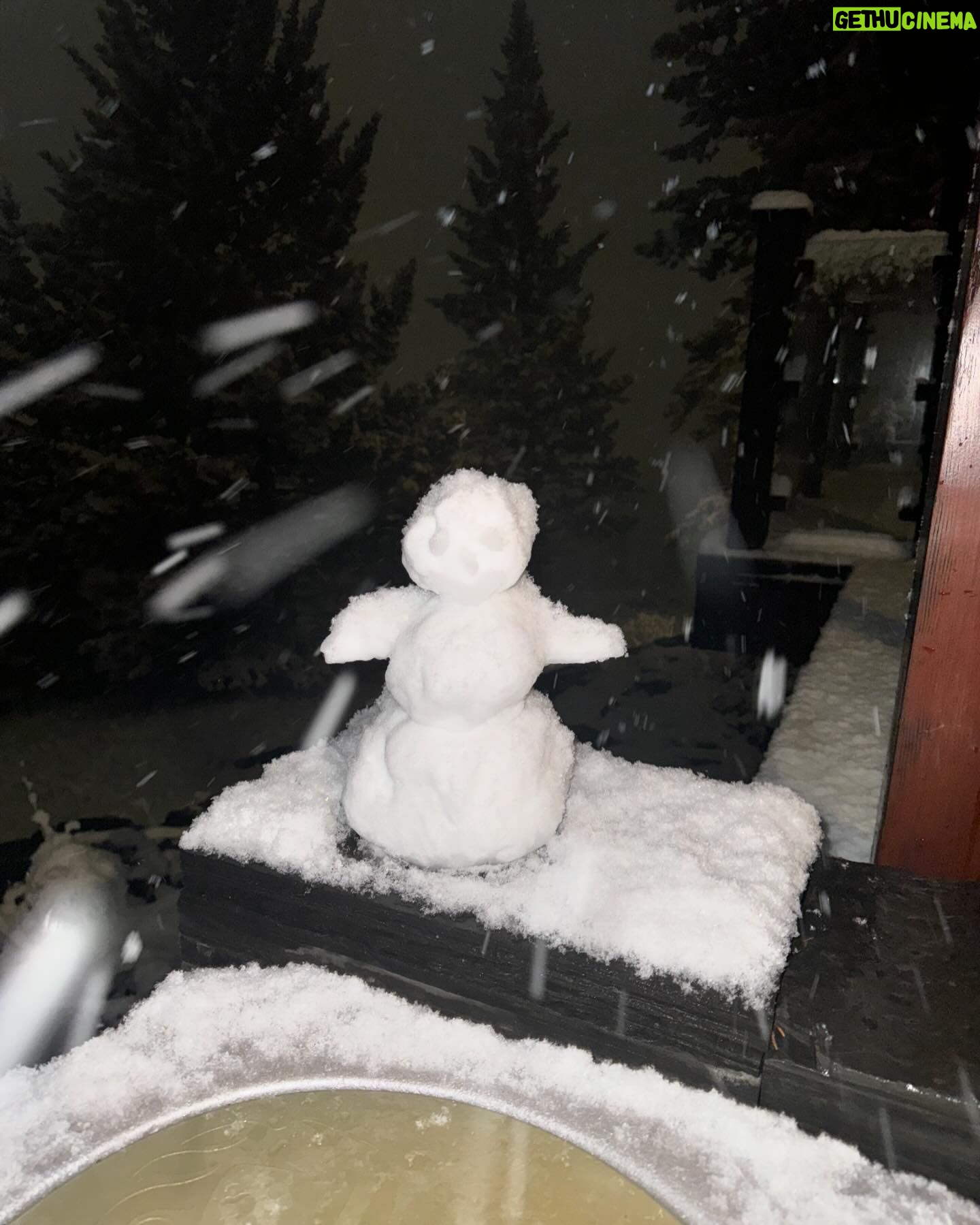 Jordan Claire Robbins Instagram - life lately ⛄️
