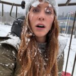 Jordan Claire Robbins Instagram – guess who won the snowball fight? 

being the cool aunt comes at a hefty price 🥶