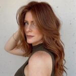Jordan Claire Robbins Instagram – It’s pumpkin spice season 🔥 @jordanclairerobbins 
Colour   cut by @chrisweberhair @vanillaloft 🤍
#chrisweberhair #pumpkinspicehair #vanillaloft #fallhair #redhair #gingerhair #copperhair 🤍