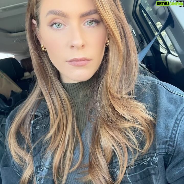 Jordan Claire Robbins Instagram - i’d share booking details below but you can’t afford us 🚗🎤