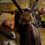 Jordan Claire Robbins Instagram - Twas a very scary Christmas. If you can’t beat ‘em, join ‘em… 👹😏