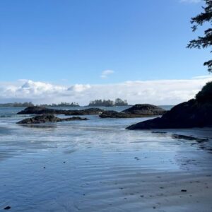 Jordan Claire Robbins Instagram - There no place like Tofino 💙 thank you a million times to the @wickinnbc for making our time there so special. Already plotting our next return 👀✨