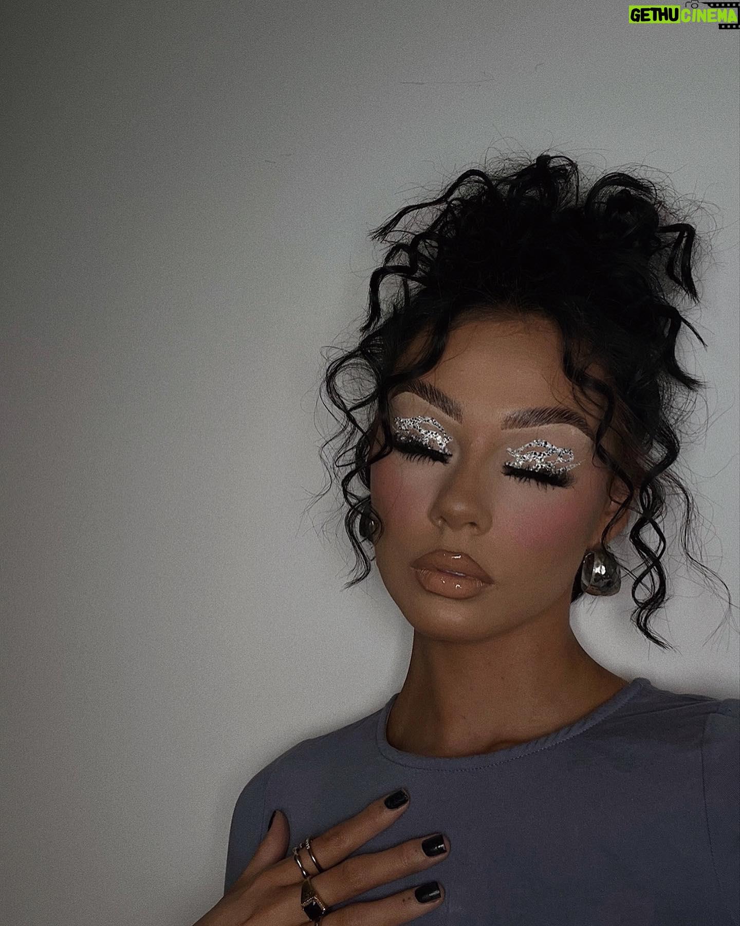Jordan Lipscombe Instagram - makeup play date