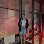 Jordan Lipscombe Instagram - @eatstk celebrating the @inthestyle tiktok edit 🥂