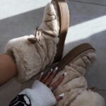Jordan Lipscombe Instagram - fluff balls @hm
