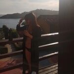 Jorgelina Aruzzi Instagram - Nos vinimos a #buzios unos días y paramos en este lugar increíble @la_boheme_hotel_buzios ,los cuartos divinos ,la pileta ,los desayunos, la amabilidad de su gente La pasamos de maravilla!! Ya tenemos ganas de volver ! súper recomendable.❤️Gracias @may_ariadna !!❤️ @transfer_privado_buzios @diegobernal.87