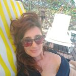 Jorgelina Aruzzi Instagram - Nos vinimos a #buzios unos días y paramos en este lugar increíble @la_boheme_hotel_buzios ,los cuartos divinos ,la pileta ,los desayunos, la amabilidad de su gente La pasamos de maravilla!! Ya tenemos ganas de volver ! súper recomendable.❤️Gracias @may_ariadna !!❤️ @transfer_privado_buzios @diegobernal.87