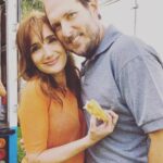 Jorgelina Aruzzi Instagram - Que bello trabajar contigo @soyandresparra #losprotectores @starplusla @disneyplusla