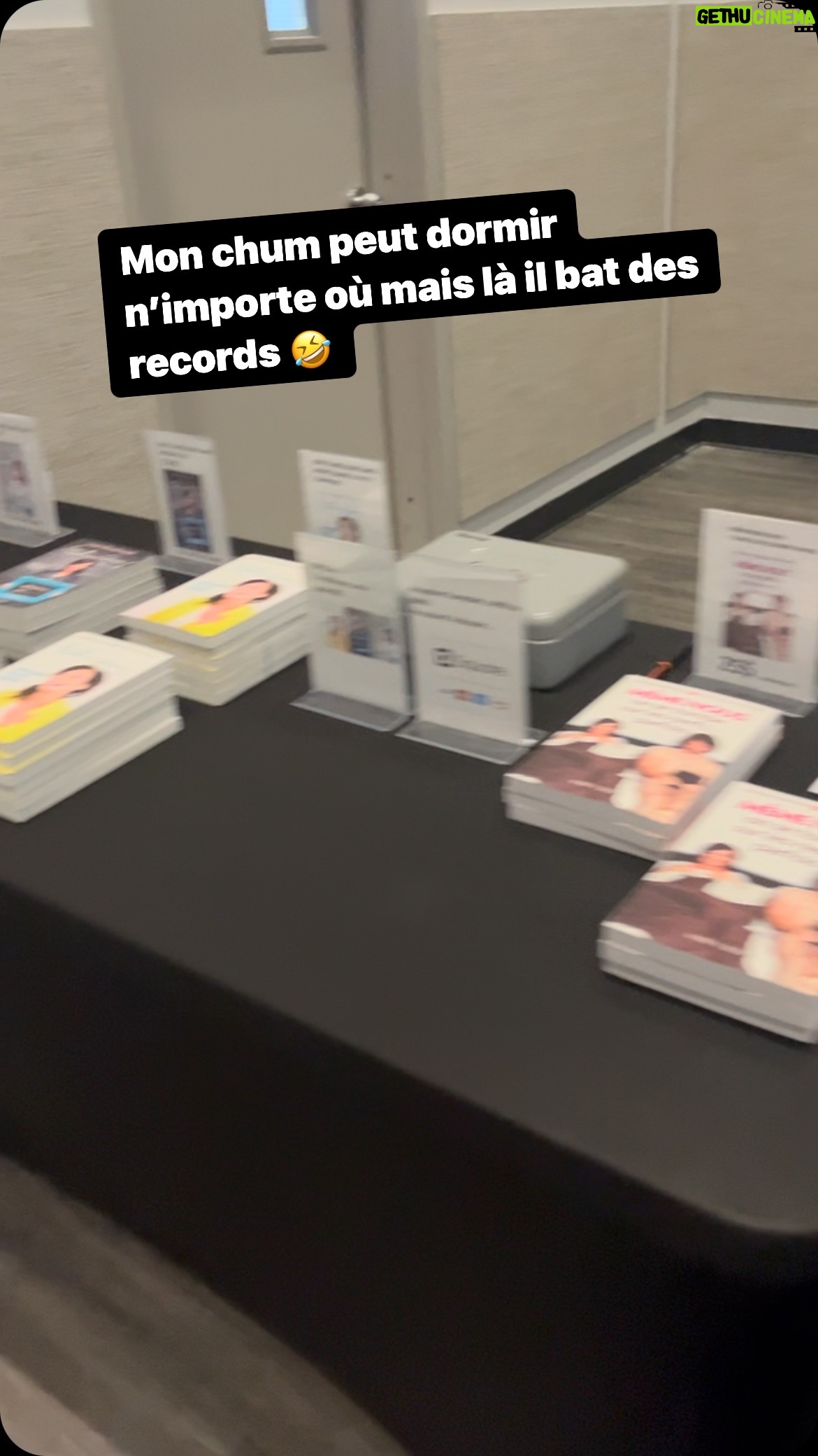 Josée Boudreault - 647 Likes - Mon chum peut dormir n’importe où mais là il bat des records 🤣