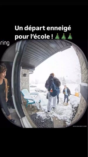 Josée Boudreault Instagram - Un départ enneigé pour l’école avec une petite chanson… me semble que ça réchauffe 😂