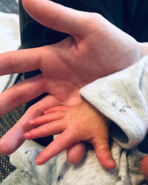 Josefine Preuß Instagram - Willkommen kleiner Preußi!!!!
#proudauntie #endlichnichtdiekürzesteinderfamilie