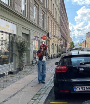 Josephine Chavarria Højbjerg Instagram - 🏠 Kald mig en københavnertøs! Jeg bor her nemlig nu yeehaawwww